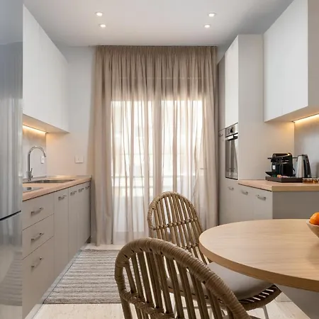 Stylish Rhodes With Prime Location - L & C Escape Lägenhet
