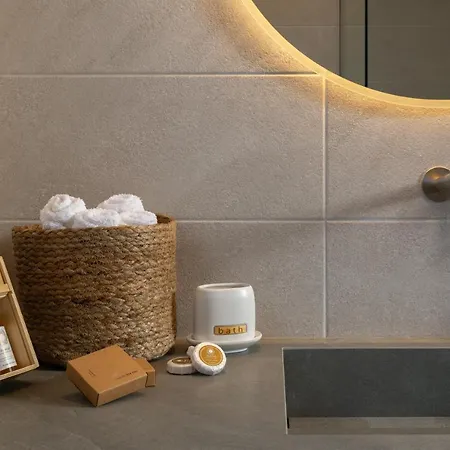 Stylish Rhodes With Prime Location - L & C Escape Apartment Rhodes City