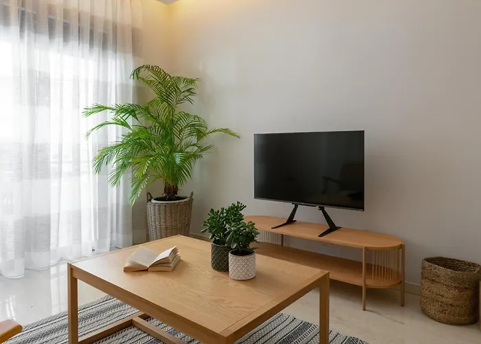 Apartamento Stylish Rhodes With Prime Location - L & C Escape *